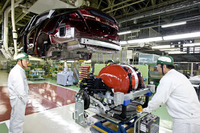 ホンダ、燃料電池車 FCXクラリティ の生産開始 画像