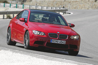 BMW M3 新世代トランスミッション M DCT 搭載車を発売 画像