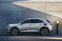 DS 7クロスバック PHVにFFモデル、燃費71.4km/リットル…欧州で設定 画像