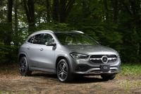 【メルセデスベンツ GLA 新型】コンパクトな都市型SUV、初のフルモデルチェンジ…価格は502万円 画像