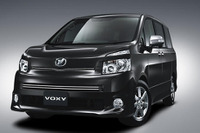 トヨタ ヴォクシー 特別仕様車…煌 画像