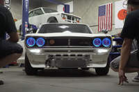 【MotorTrend】これは超悪趣味!変わり果てた72年式日産スカイラインGT-Xが登場!...JDM Legends 画像