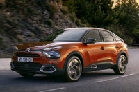 シトロエン C4 新型、ハッチバックからSUVクーペに変身 欧州発表 画像