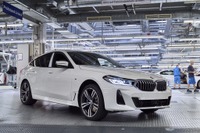 BMW 6シリーズ・グランツーリスモ 改良新型、生産開始…7月中に欧州発売 画像