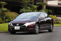 ホンダ、新型燃料電池車を11月販売開始 画像