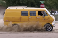 【MotorTrend】1972年式フォード・エコノライン もはや日本では湘南しか似合わない!これはかなりオシャレなバンだ! 画像
