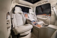 【ボルボ XC90 T8 新型試乗】在庫は残り3台！最高級の「エクセレンス」に酔いしれる…南陽一浩 画像