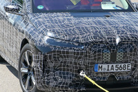 BMWの次世代クロスオーバーEV、その全貌が見えてきた…航続640km、車名は「iX5」か 画像
