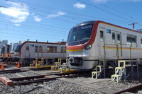 東京メトロに新型車「17000系」登場、お披露目---営団7000系を置き換え 画像