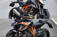 【KTM 1290スーパーデュークR&GT 試乗】ジキルとハイド?似て非なる兄弟モデルの関係性…鈴木大五郎 画像