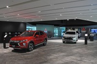 三菱自動車、本社ショールーム「マイ プレイグラウンド」を9月1日オープン 画像