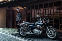 カワサキ W800 シリーズ3車種、ニューグラフィックス登場 10月1日発売 画像