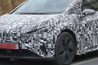 VW ID.3 の強化モデルがスペインから登場?「クプラ エルボーンEV」開発車両をスクープ 画像