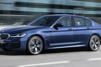 BMW、最新のコネクトと先進運転支援を搭載…11月生産分から欧州で 画像