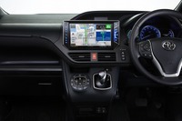 パイオニア、大画面10型の車種専用「サイバーナビ」新モデル発売へ ヴォクシーなど6車種対応 画像