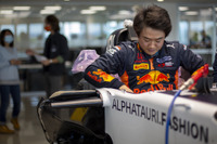 【F1】角田裕毅20歳、アルファタウリでシート合わせ…18年型マシンで11月4日にテスト走行 画像