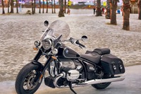 BMW『R18 クラシック』、クローム仕上げの導入記念車を設定…全世界で発売へ 画像