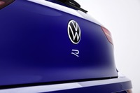 VW ゴルフR 新型、史上最強のゴルフに 11月4日発表 画像