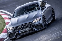 メルセデスAMG GT、ニュルで最速のラグジュアリー車に…ポルシェ パナメーラ の記録更新［動画］ 画像