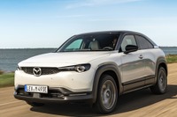 マツダ初のEV、『MX-30』が方針転換…国内も一般向けに販売へ［新聞ウォッチ］ 画像
