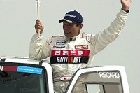 2002パリ〜ダカールラリー優勝、増岡浩選手が『クイズ!! 赤恥青恥』に 画像