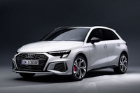 アウディ A3スポーツバック 新型に高性能PHV、システム出力245馬力…欧州発表 画像