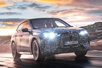 BMWの新型EV『iX』、最終ウインターテストを北極圏で開始…2021年発売へ 画像