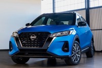日産 キックス に2021年型、表情一新で日本仕様と同じ顔に…2021年2月米国発売 画像