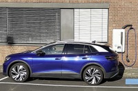 EVを自宅で充電できる新型ウォールボックス、VWが開発…速度は交流の2倍 画像