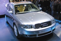 アウディ『A4アバント』がフルモデルチェンジ、ボディ拡大&CVTを採用!! 画像