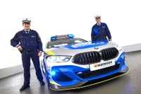 BMW 8シリーズ、620馬力のポリスカーに変身…ACシュニッツァーがカスタム 画像
