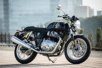 【ロイヤルエンフィールド コンチネンタルGT650 試乗】見た目は60年代、その走りはモダン…佐川健太郎 画像