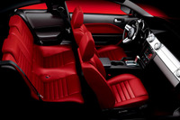 フォード マスタング 特別限定車…RED HOT 画像