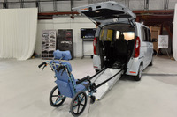 【ホンダ N-BOX 改良新型】車いす仕様車はシート格納方法と日常での実用性がポイント 画像