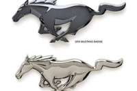 フォード マスタング …2010年モデルのエンブレム披露 画像