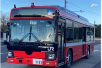 自動運転レベル3の大型バス、BRT専用で走行試験へ JR東日本が製作 画像