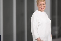 プジョーに新CEO、元シトロエントップのリンダ・ジャクソン氏を任命 画像