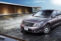日産 ティアナ、カンディハウスとコラボイベント 9月27日まで 画像