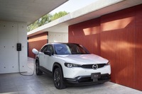 【マツダ MX-30 EV】どんなクルマ? 初心者向き…適度なスペックと購入支援 画像