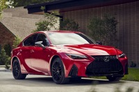 レクサス、新たな「F SPORT」モデルを間もなく発表 画像