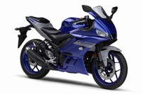 【ヤマハ YZF-R25 まとめ】若者のバイク離れなんのその…価格や開発者インタビュー、試乗記 画像