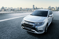 三菱 アウトランダーPHEV、SUVタイプのプラグインハイブリッドで欧州販売トップ 2020年 画像