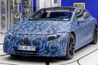 メルセデスベンツのEV『EQS』、開発テストが最終段階…プロトタイプも軽擬装に 画像