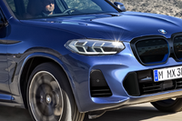 電動SUVにも「Mスポーツ」!? BMW iX3 改良デザインを大胆予想 画像