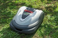 ホンダ、ロボット草刈機『グラスミーモ』をホームページで先行公開 最大4000平米に対応 画像