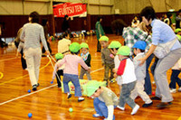 富士通テン、親子ふれあい体操に協力 9月18日 画像