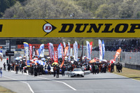 SUPER GT 開幕戦の岡山、歓声なしでも大きな拍手で応援! 画像