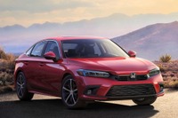 ホンダ シビックセダン 新型、写真公開 車は4月28日に米国で発表予定 画像