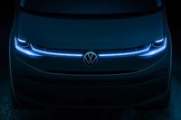 VWのミニバン『マルチバン』次期型、2021年後半に発表予定 画像