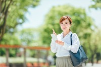 駅やバス停のビーコンを活用、実証実験を希望する事業者を募集 スイッチスマイルと西鉄 画像